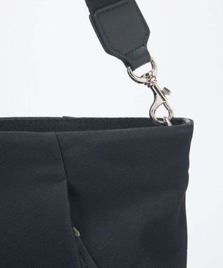 TOPKAPI 【Breath TOPKAPI】SLANT スラント ナイロン ユーティリティ ショルダーバッグ　 ブラック