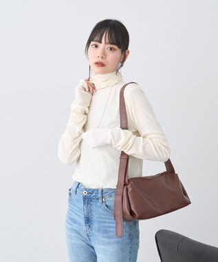 earth music&ecology リブタートルネックプルオーバー Ivory