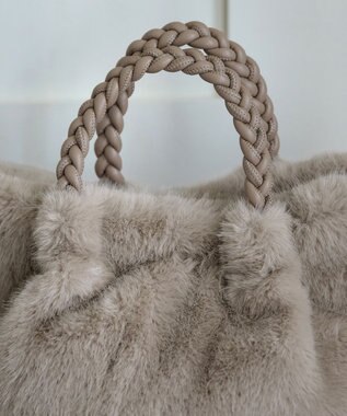 Tiaclasse 三つ編みハンドルファーバッグ ベージュ