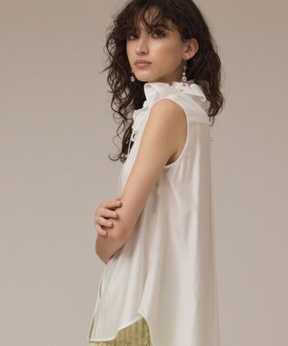 GRACE CONTINENTAL マルチフリルノースリーブブラウス ホワイト