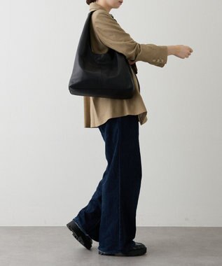 russet レザーホーボーバッグ L(CE-1654) Black