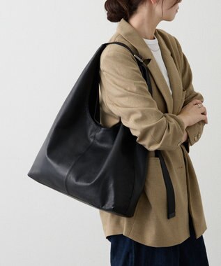 russet レザーホーボーバッグ L(CE-1654) Black