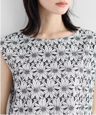 YECCA VECCA フラワーレースブラウス Off White
