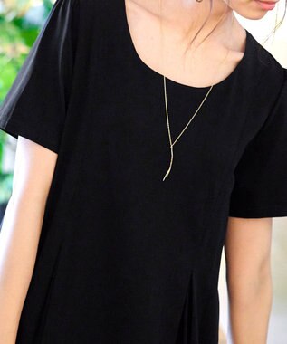 Tiaclasse 【日本製】大人上品なフラットカーブバーネックレス ゴールド