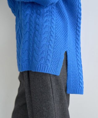 YECCA VECCA ケーブルニット Blue