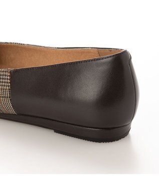 ing <ing>アシンメトリーカットフラットパンプス ダークブラウンキジ