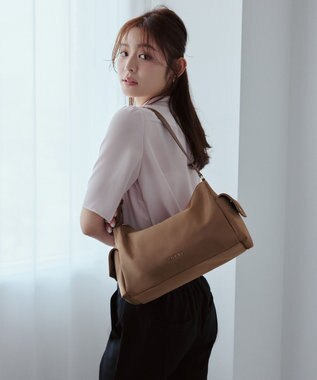 TOCCA IN CREADLE NYLON BAG Ｍ ワンショルダーバッグ