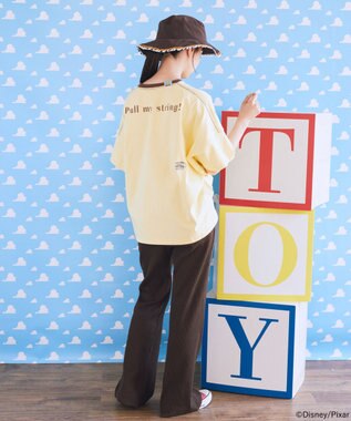 earth music&ecology 【予約】リンガーTシャツ/TOY STORY ブラウン