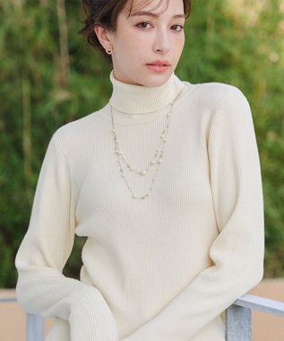 Tiaclasse L 【新色追加・洗える】リブタートルニット オフホワイト