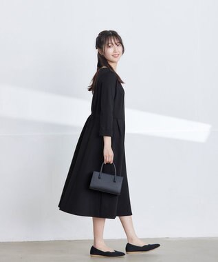 Tiaclasse L 【UVカット・吸水速乾】 “きれい見え” カットソータックフレアワンピース ブラック