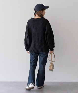 Green Parks ・ｓｗｉｎｇ　ｂｙ　バラ柄ニットカーディガン Black