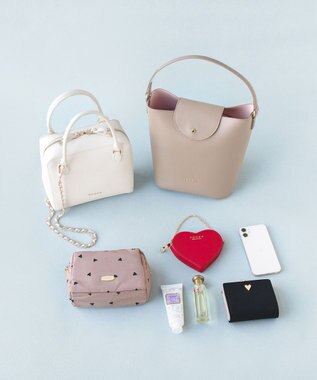 TOCCA 【宮本茉由さん着用】ECLAT CARRE LEATHERBAG レザーバッグ アイボリー系