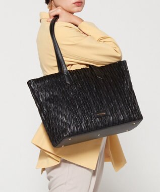 LA BAGAGERIE ランダムプリーツトートバッグ ブラック