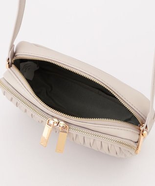 LA BAGAGERIE ランダムプリーツショルダーバッグ アイボリー