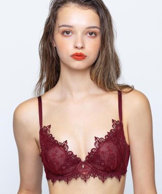 AMPHI ブラジャー 谷間メイク カップ上辺が浮きにくい Gカップまで対応 大きいサイズ 【Glama-Rich グラマリッチ ボリュームUPタイプ】 ブラ BYJ306 アンフィ／ワコール レッド