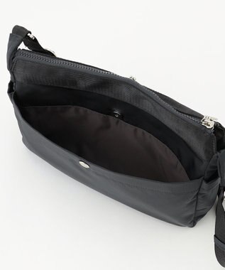 Y'SACCS テープデザイン　トラベルショルダーバッグ ダークグレー