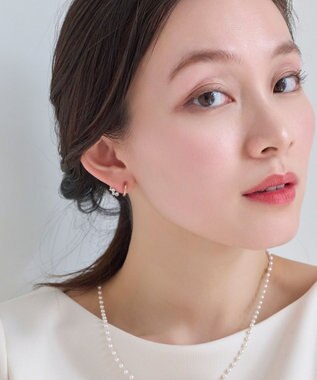 Phoebe 【痛くないシリーズ】ミルキーウェイビジューフロートライトフィットイヤリング　シャンパンゴールド シャンパンゴールド