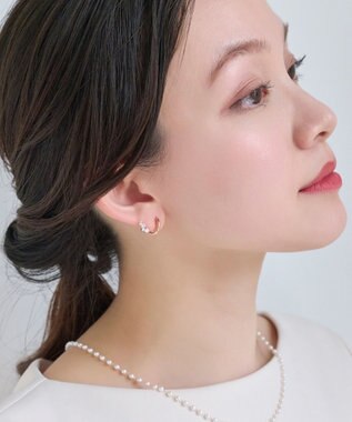 Phoebe 【痛くないシリーズ】ミルキーウェイビジューフロートライトフィットイヤリング　シャンパンゴールド シャンパンゴールド