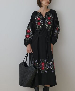 GRACE CONTINENTAL エンブロイダリーカフタンワンピース ブラック