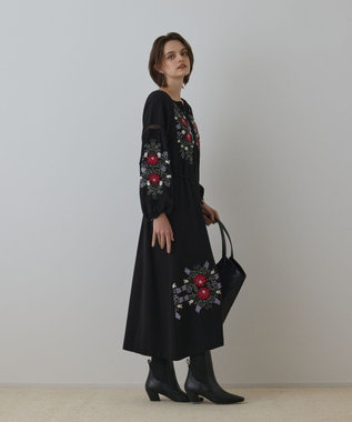 GRACE CONTINENTAL エンブロイダリーカフタンワンピース ブラック