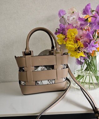 style code 【MERCURYDUO/マーキュリーデュオ】軽量メッシュ　花柄巾着付ミニトートバッグ ベージュ