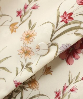 YECCA VECCA ボタニカルフラワー柄ボウタイブラウス Ivory