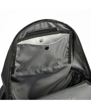 ACE BAGS & LUGGAGE W&.Day/Night ポッケスアプト ラウンドリュック B4サイズ 15.6インチPC収納 20222 ダブルアンドデイナイト ブラック