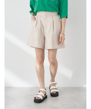 earth music&ecology タックショートパンツ Beige