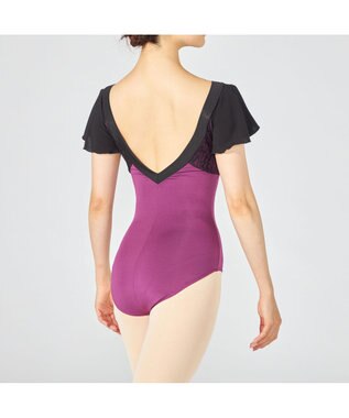 Chacott フレアスリーブレオタード ラズベリー