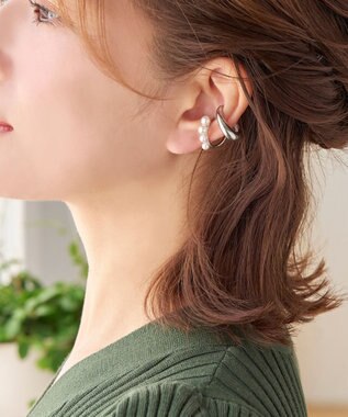 Phoebe 〈シリーズ累計販売10000点突破！〉ドレッシングパールイヤーカフ　シルバー シルバー