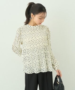 earth music&ecology マジョリカプリーツブラウス Flower