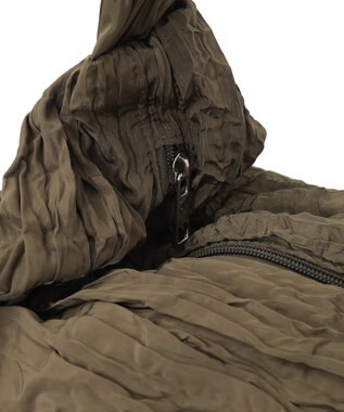 Green Parks ・ＱＵＯＮ　ワイドプリーツショルダーバッグ Khaki