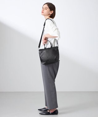 Y'SACCS シルキーリュクス2WAYトートバッグ ブラック