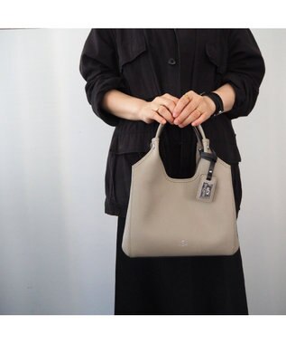 PELLE BORSA 2WAYバッグ Reinette レネット 9090 グレージュ