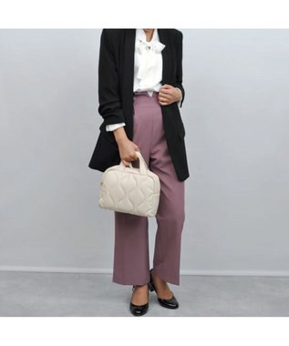 UNBILLION kakatoo シンセティックレザーキルトスクエアショルダー アイボリー