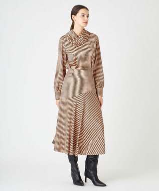 BEIGE， MABILLON / スカーフブラウス Peach x Ecru