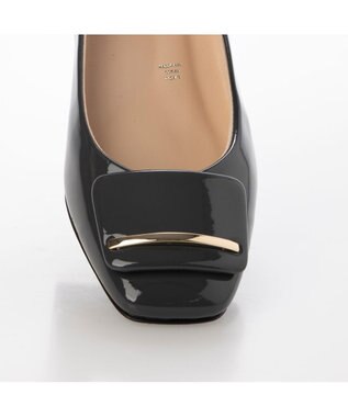MODE ET JACOMO <MODE ET JACOMO>【レイン対応】バックルモチーフスクエアトゥパンプス グレーエナメル