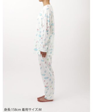 tsumori chisato SLEEP ツモリチサト パジャマ 長袖 長ズボン ルームウェア 綿混(本体) 接結天竺素材 ソフトな風合い 上下セット かぶりタイプ tsumori chisato SLEEP UDX555 /ワコール アイボリー