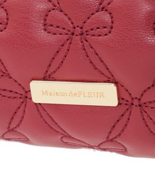 Maison de FLEUR リボンキルティングロングポーチ Red