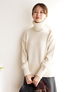 TOQUE 〈大草直子さんアドバイザー〉【天然素材】ベビーアルパカ ハイネックニット オフ