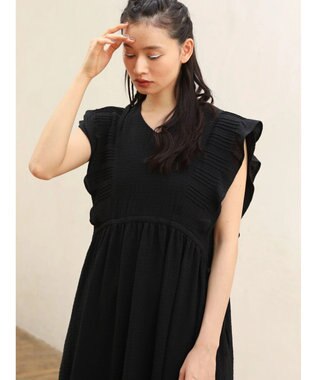 Green Parks ■ＥＳＣＡＲ　ピンタックフレアスリーブワンピース Black