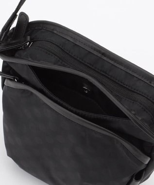 Y'SACCS Polka Dots　パイピングポケットポシェット ブラック