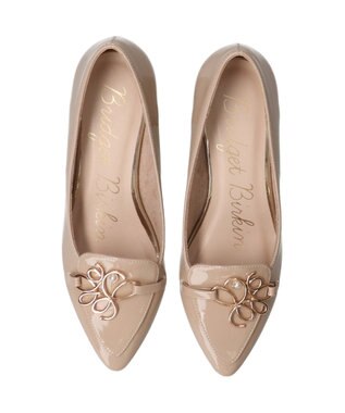 Bridget Birkin 【Bridget Birkin】ロゴパーツパンプス ベージュエナメル