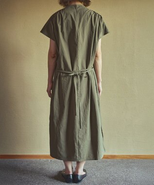 muuc ジャスミン刺繍フレンチスリーブワンピース〈日本製・綿100%天然素材・遠州織物〉〈繊細な花刺繍〉〈上品なロング丈〉〈ゆったりフリーサイズ〉〈大人の夏ワンピ〉 カーキ