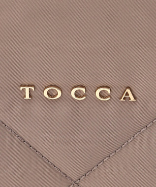 TOCCA 【撥水・A4サイズ対応】TRACE PAVE QUILT TOTE キルトバッグ ベージュ系