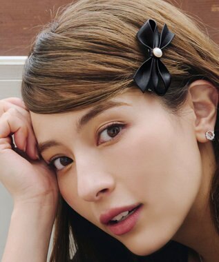 Tiaclasse 【2TYPE/ゴム＆クリップ】レザーリボンヘアアクセサリー クリップ：ブラック