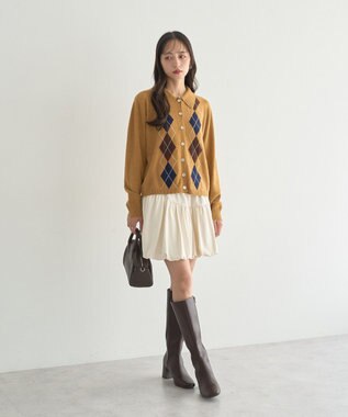 earth music&ecology ラウンド切り替えバルーンミニスカート Ivory