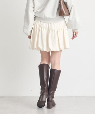 earth music&ecology ラウンド切り替えバルーンミニスカート Ivory