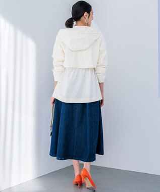 組曲 L 【フード取り外し可】2WAYショート丈ライトアウター パールホワイト系