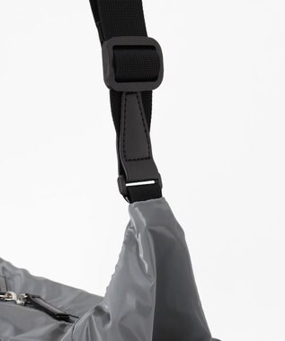 LA BAGAGERIE メタリックドロストポケット　ショルダーバッグ グレー